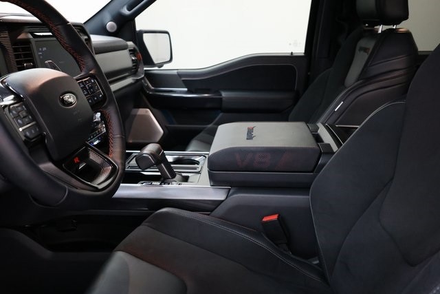 Ford F-150 Thumbnail Image 198