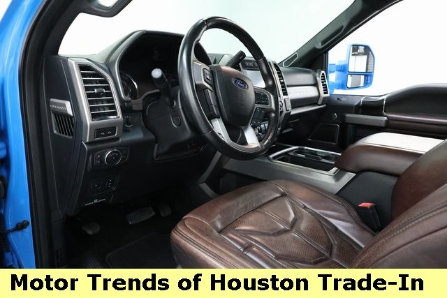 2018 Ford F-250 Platinum photo 9