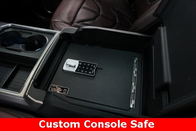 2018 Ford F-250 Platinum photo 14