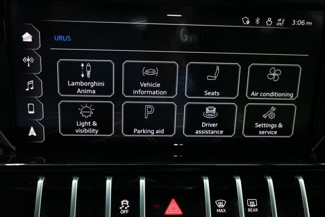 Lamborghini Urus Thumbnail Image 229