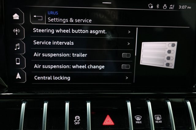 Lamborghini Urus Thumbnail Image 235