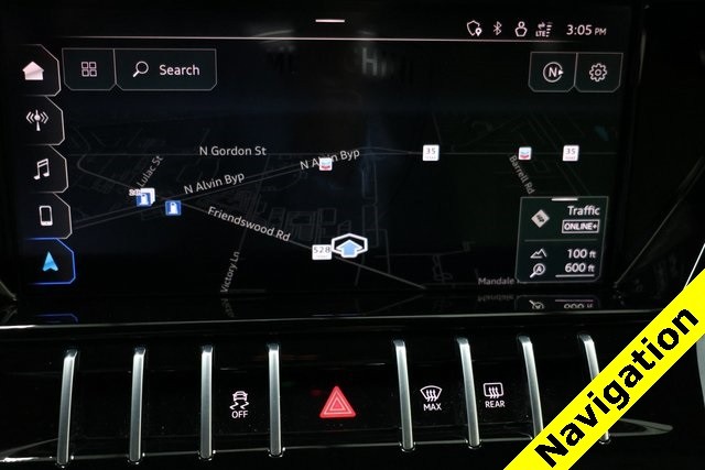 Lamborghini Urus Thumbnail Image 141