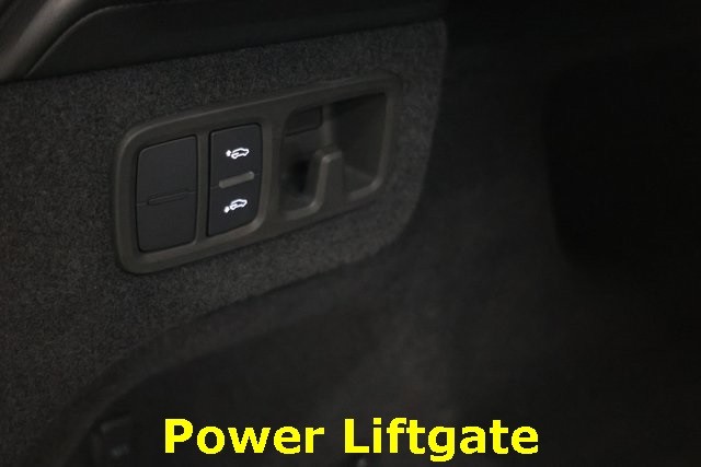 Lamborghini Urus Thumbnail Image 170