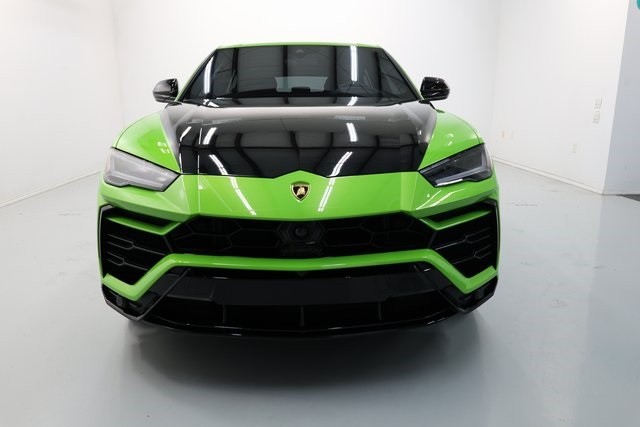 Lamborghini Urus Thumbnail Image 181