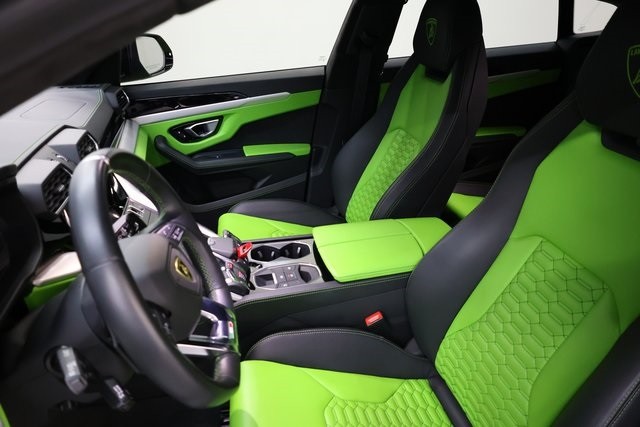 Lamborghini Urus Thumbnail Image 197