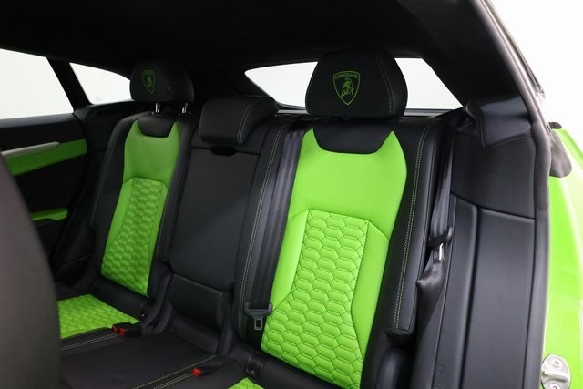 Lamborghini Urus Thumbnail Image 200