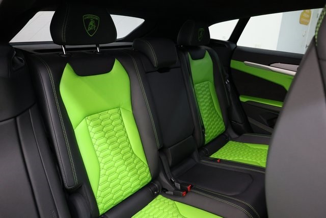 Lamborghini Urus Thumbnail Image 202