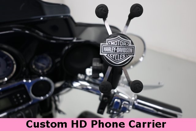 Harley-Davidson Street Glide Thumbnail Image 83