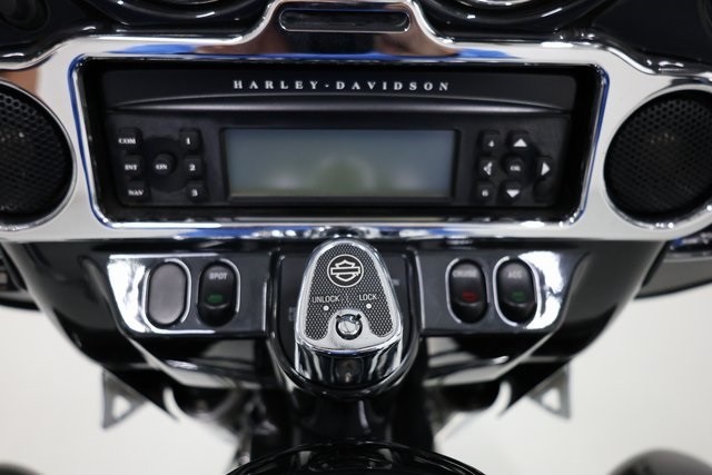 Harley-Davidson Street Glide Thumbnail Image 116