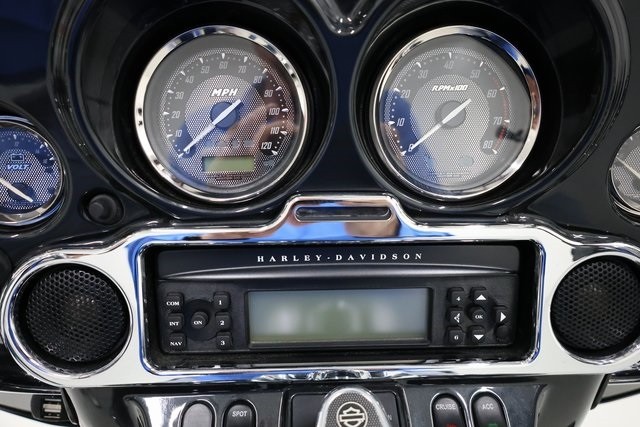 Harley-Davidson Street Glide Thumbnail Image 117
