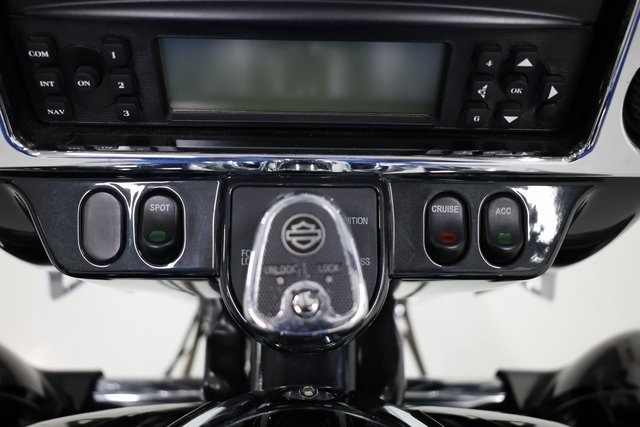 Harley-Davidson Street Glide Thumbnail Image 119