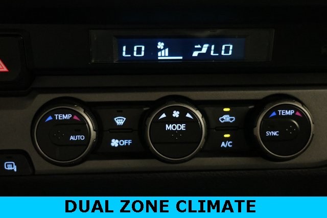 Toyota Tacoma Thumbnail Image 112