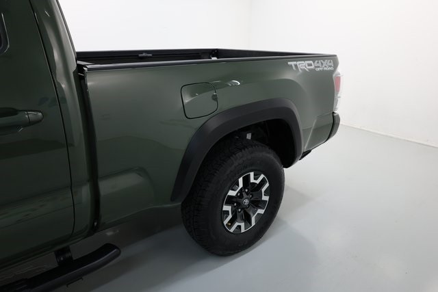 Toyota Tacoma Thumbnail Image 135