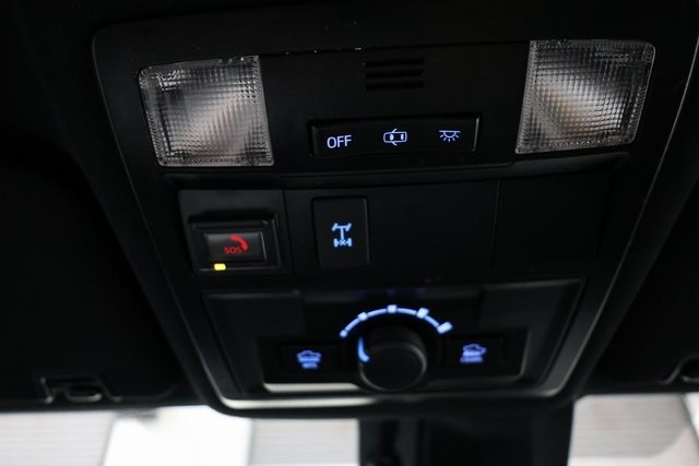 Toyota Tacoma Thumbnail Image 142