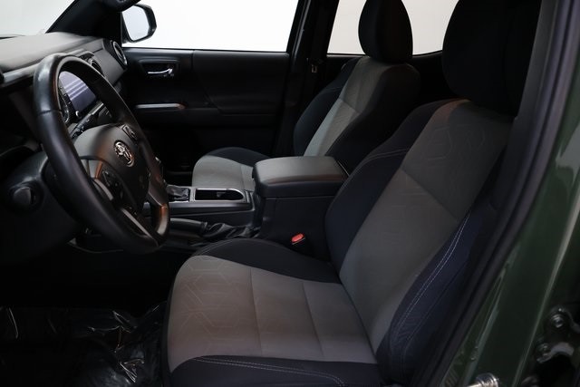 Toyota Tacoma Thumbnail Image 147