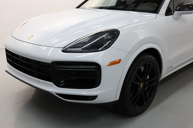 2020 Porsche Cayenne Coupe Turbo photo 47