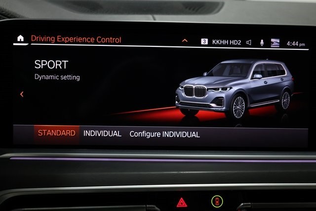 BMW X7 Thumbnail Image 227