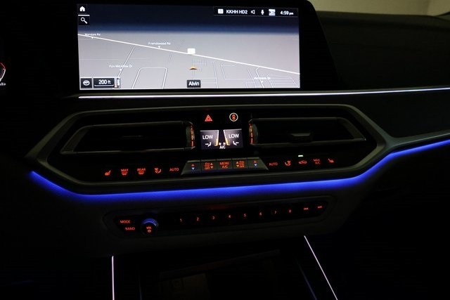 BMW X7 Thumbnail Image 233