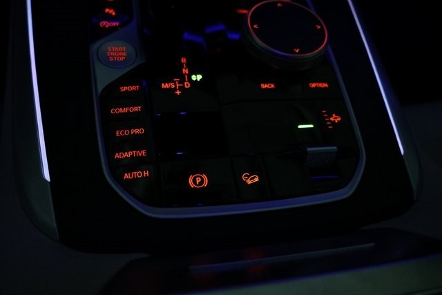BMW X7 Thumbnail Image 234