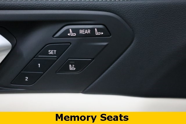 BMW X7 Thumbnail Image 152