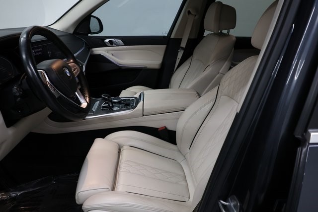BMW X7 Thumbnail Image 186