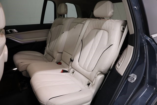 BMW X7 Thumbnail Image 189