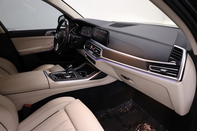 BMW X7 Thumbnail Image 198