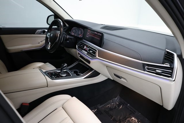BMW X7 Thumbnail Image 199