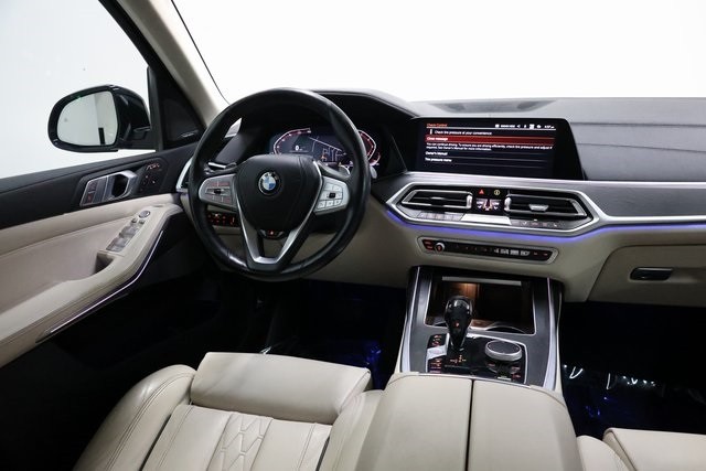 BMW X7 Thumbnail Image 201