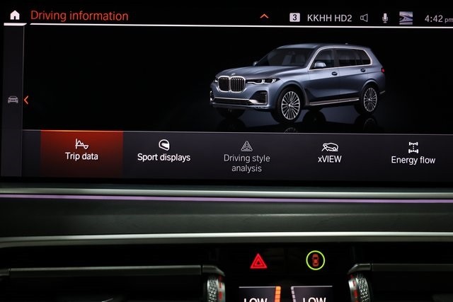 BMW X7 Thumbnail Image 218