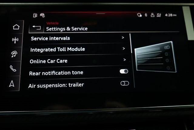 Audi RS Q8 performance Thumbnail Image 230