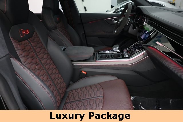 Audi RS Q8 performance Thumbnail Image 132