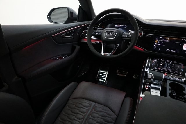 Audi RS Q8 performance Thumbnail Image 201