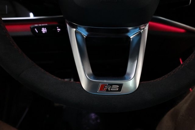 Audi RS Q8 performance Thumbnail Image 205