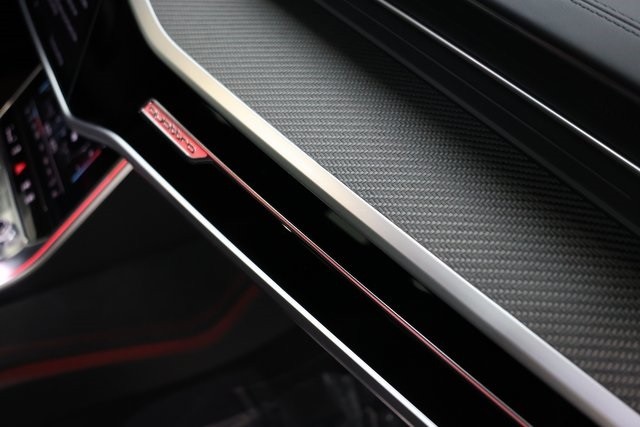 Audi RS 6 Thumbnail Image 221