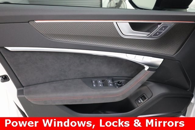 Audi RS 6 Thumbnail Image 177