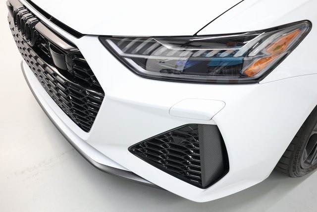 Audi RS 6 Thumbnail Image 184