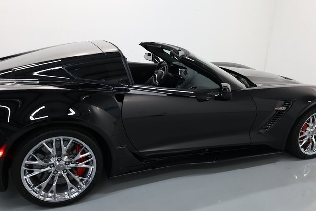 Chevrolet Corvette Thumbnail Image 175