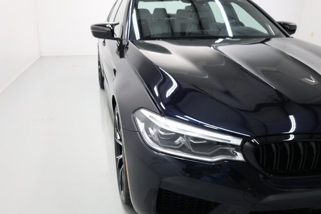 BMW M5 Thumbnail Image 160