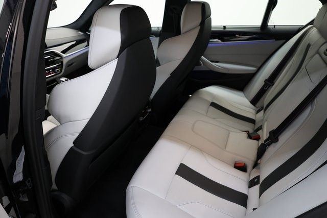 BMW M5 Thumbnail Image 171