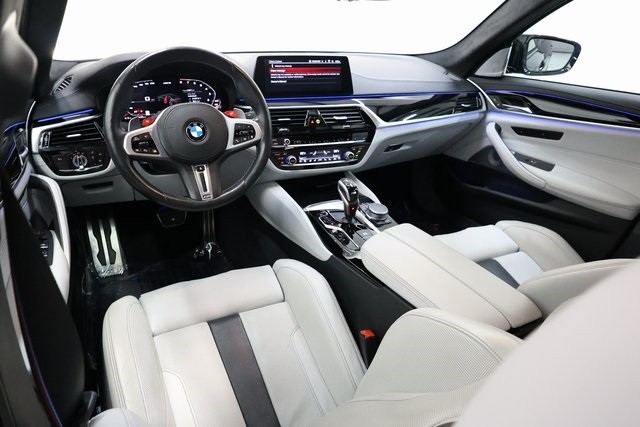 BMW M5 Thumbnail Image 174