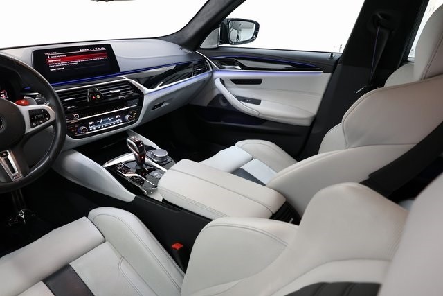 BMW M5 Thumbnail Image 175