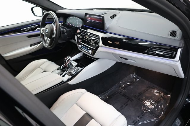 BMW M5 Thumbnail Image 177