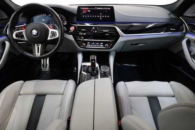 BMW M5 Thumbnail Image 179