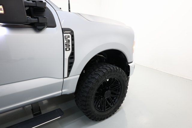 Ford F-350SD Vehicle Image 73