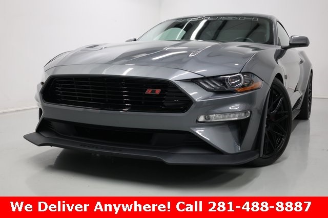 2022 Ford Mustang GT Premium photo 2