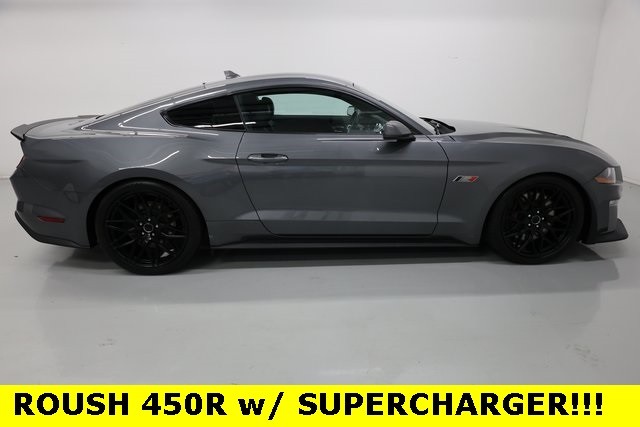 2022 Ford Mustang GT Premium photo 3