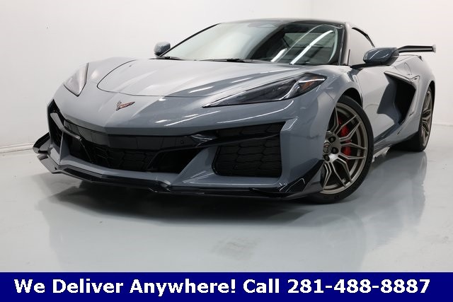 2025 Chevrolet Corvette Z06 3LZ Convertible photo 2