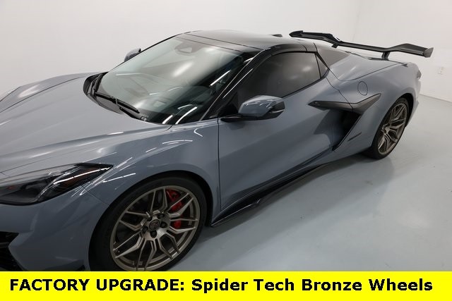 2025 Chevrolet Corvette Z06 3LZ Convertible photo 13