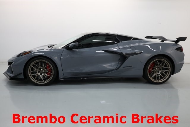 2025 Chevrolet Corvette Z06 3LZ Convertible photo 38